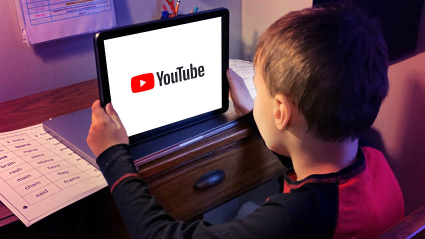 Homem acusa YouTube de extrair dados de crianças do Reino Unido